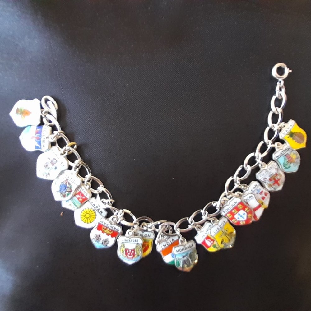 Vintage EnamelCharm Bracelet